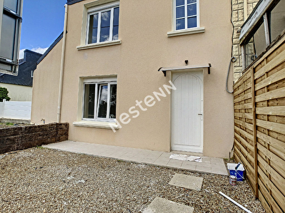 Maison de type 2 entierement renove au Petit Guelen !