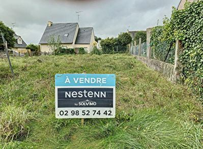 Terrain plat et viabilise Briec 329 m2
