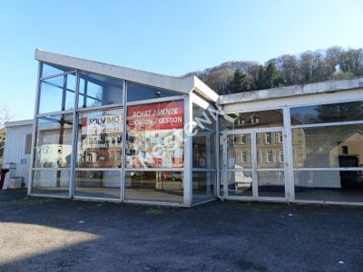 Local commercial et terrain - Saint Avold
