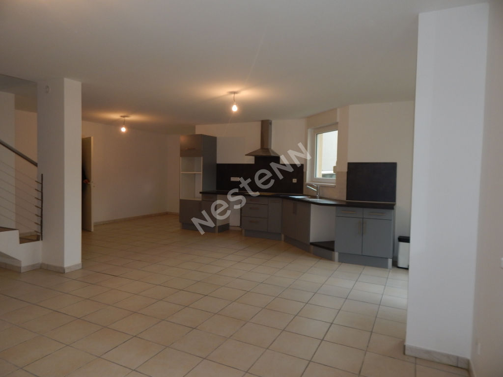 photos n°1 Spacieux Appartement F4, 120 m²,Longeville Lès Saint-Avold