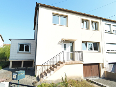 MAISON mitoyenne - 110 M2 - Terrain plat 6.5ares
