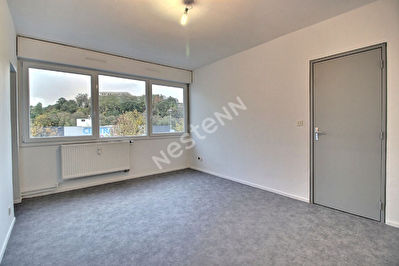 Appartement Saint Avold- 2 pieces - 41.15 m2 - ascenseur