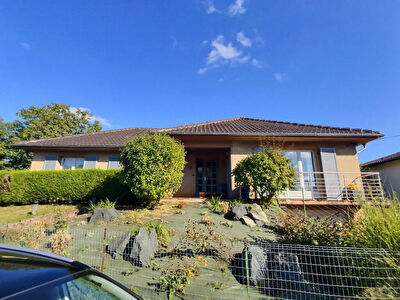 Maison de plain pied - Creutzwald - Terrain 6 ares
