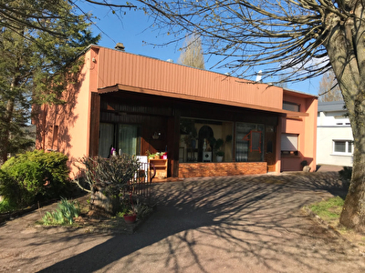 Local commercial/ Maison Hombourg Haut 3 pieces 115 m2