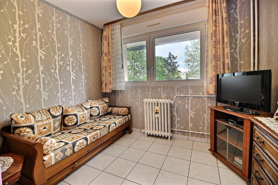 Appartement Saint Avold - 4 pieces - 79 m2 - balcons