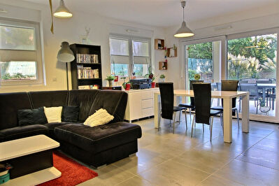 Appartement standing - Crehange - 90 m2 - jardin