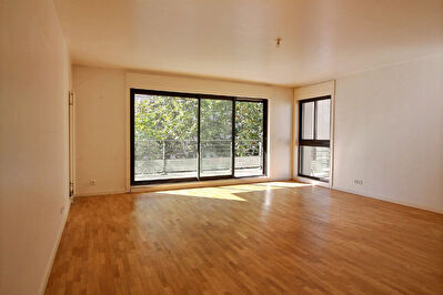 Appartement 4 pieces 97m2 + Balcon (13m2) + 2 places de Parking