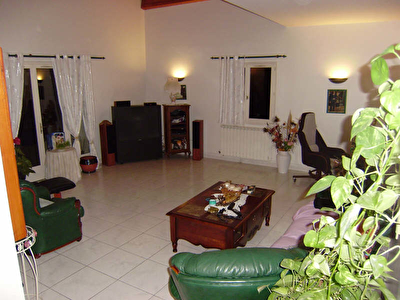 VILLA LES PENNES MIRABEAU - 5 pieces - 166 m2