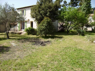 VILLA LES PENNES MIRABEAU - 4 pieces - 100 m2