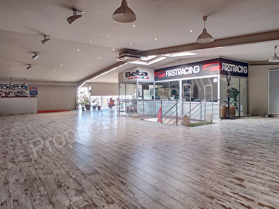 VITROLLES BEAU LOCAL COMMERCIAL