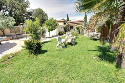 Maison Rognac 5 pieces 145 m2