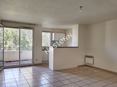 LA TUILIERE VITROLLES T2 + GARAGE