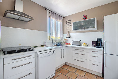 Appartement Vitrolles 4 pieces 80 m2