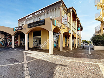 Murs Vitrolles 1 piece 45 m2