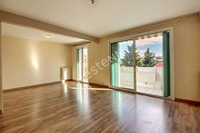 Appartement Vitrolles 3 pieces 69 m2