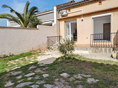 PETITE MAISON T2 AVEC JARDIN VITROLLES NORD