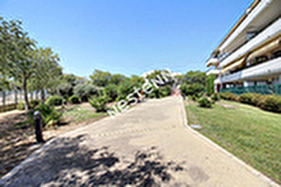 Parking / box Vitrolles 23 m2