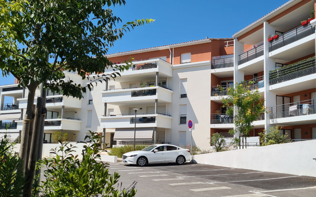 Maison à Vendre Vitrolles Ferme De Croze
