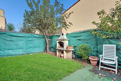 APPARTEMENT T3 AVEC JARDIN ET GARAGE