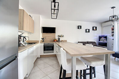 Appartement Vitrolles 3 pieces 62 m2