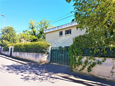 ROGNAC PROXIMITE CENTRE MAISON T4/5