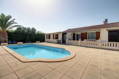 Villa Plain pied T4 109m2 + T2 33 m2 avec piscine et garage
