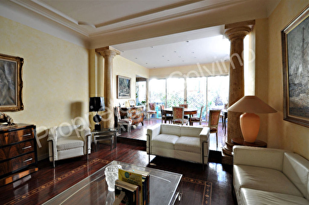 Appartement Marseille (13006) 5 pieces 166.55 m2 + 2 terrasses