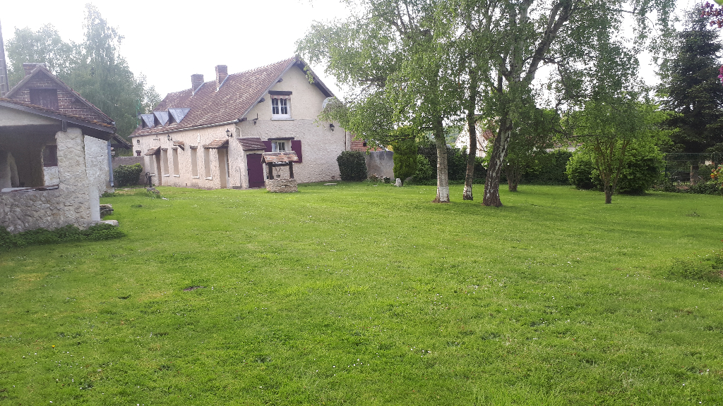 A 5 Min d'Ezy longère au coeur du village A 5 Min d'Ezy longère au coeur du village