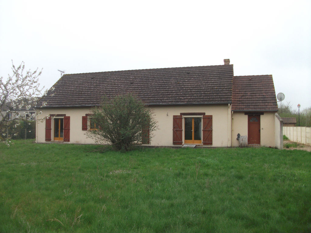 Maison traditionnelle de 2001 à 5 Min de Pacy Maison traditionnelle de 2001 à 5 Min de Pacy