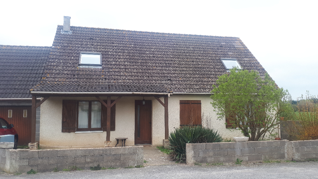 MAISON TRADITIONNELLE DE 136M² MAISON TRADITIONNELLE DE 136M²