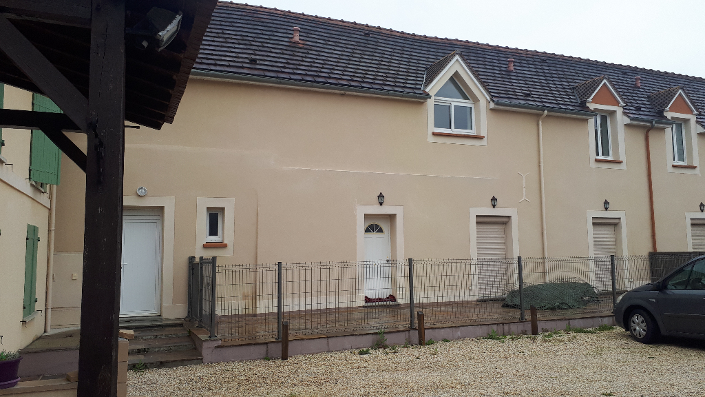 MAISON JUMELEE EN COURS DE FINITION LOT B MAISON JUMELEE EN COURS DE FINITION LOT B