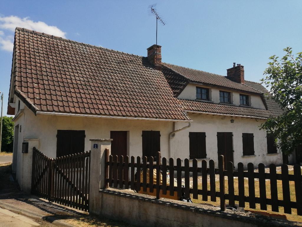 MAISON ANCIENNE AVEC POTENTIEL MAISON ANCIENNE AVEC POTENTIEL