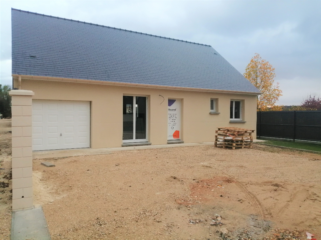 MAISON TRADITIONNELLE DE 2020 EN COURS D'ACHEVEMENT MAISON TRADITIONNELLE DE 2020 EN COURS D'ACHEVEMENT