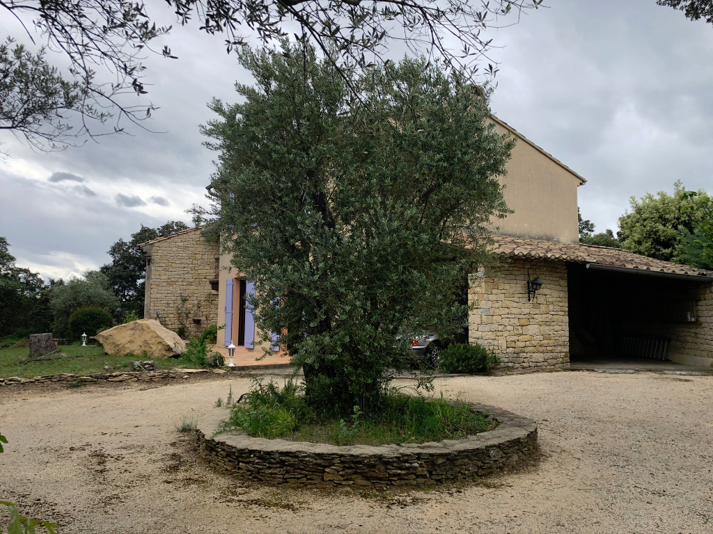 Maison Mornas 6 pièce(s) 212 m2 Maison Mornas 6 pièce(s) 212 m2