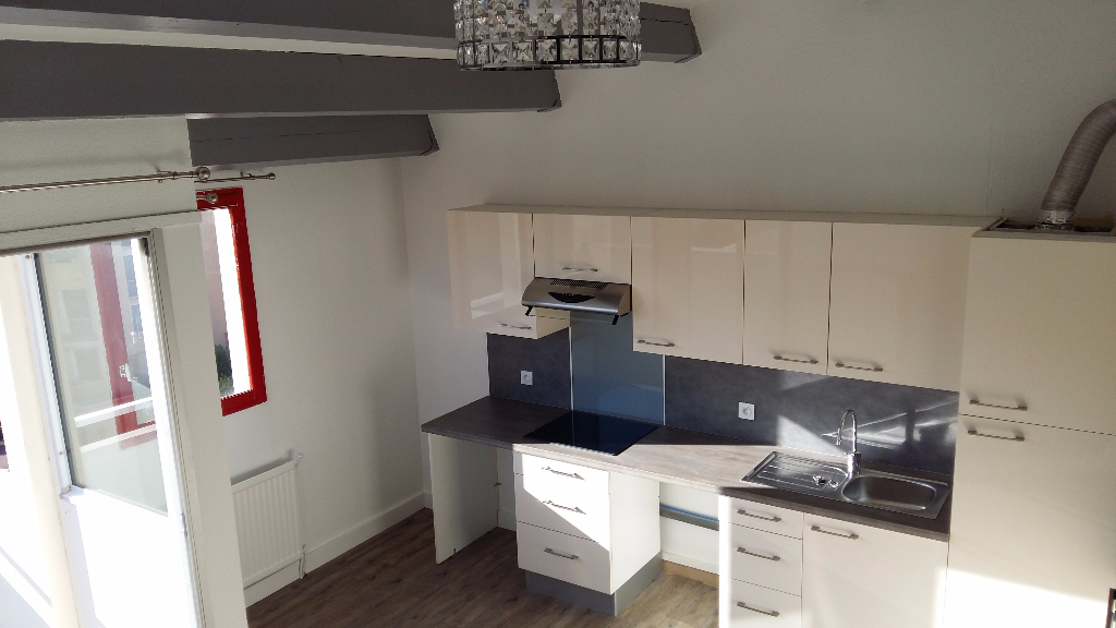 déja loue à l'année Cap d'Agde deux pièces plus Mezzanine avec GARAGE déja loue à l'année Cap d'Agde deux pièces plus Mezzanine avec GARAGE
