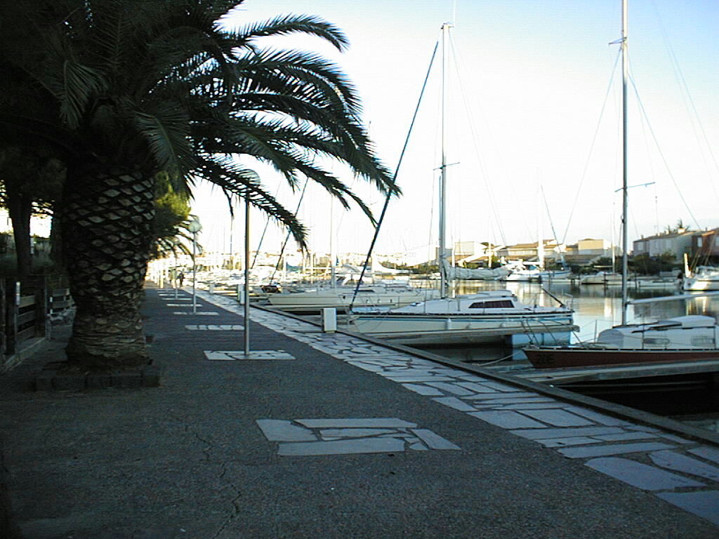 A ETE LOUE CAP D AGDE A LOUER A L ANNEE MEUBLE T2 CABINE CAP D AGDE A ETE LOUE CAP D AGDE A LOUER A L ANNEE MEUBLE T2 CABINE CAP D AGDE