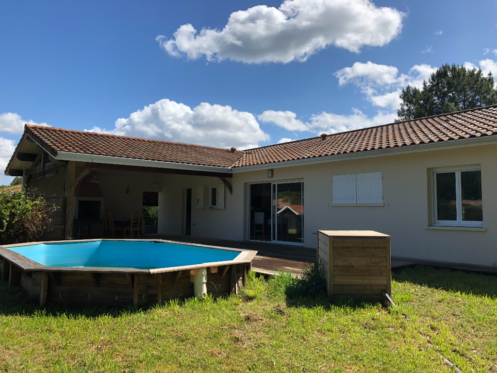 Maison Aureilhan 4 pièce(s) 122 m2 Maison Aureilhan 4 pièce(s) 122 m2