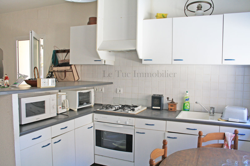 Caramany Maison T4 + dpces et terrains Caramany Maison T4 + dpces et terrains