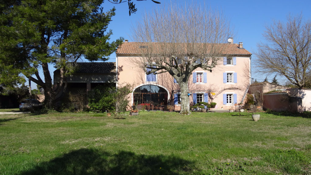 PERNES LES FONTAINES PERNES LES FONTAINES