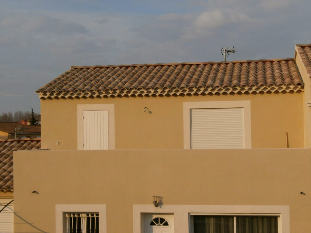 ISLE SUR SORGUE T2 40 M², avec terrasse ISLE SUR SORGUE T2 40 M², avec terrasse