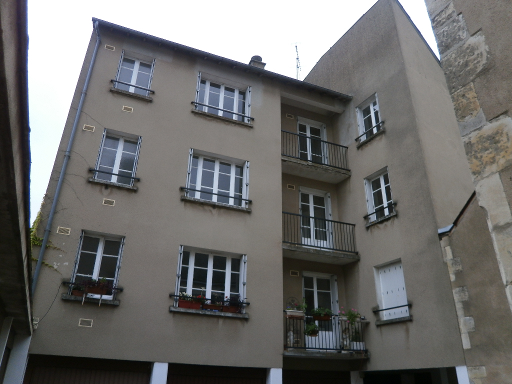 APPT 2 PIECES 65 M2+COMBLE 30 M2 LIBRE APPT 2 PIECES 65 M2+COMBLE 30 M2 LIBRE