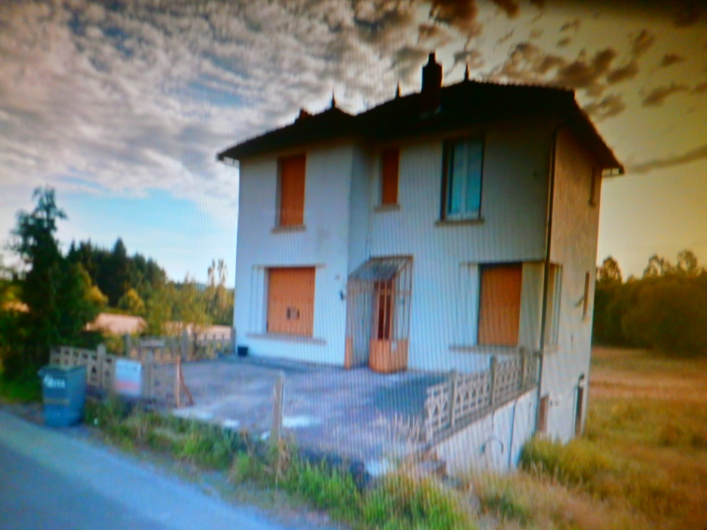 PAVILLON 1 F4 ET 1 F3 +TERRAIN 5000 M2 PAVILLON 1 F4 ET 1 F3 +TERRAIN 5000 M2