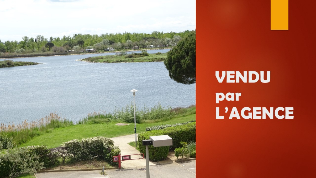 Vue Lac Salonique de 30m² Vue Lac Salonique de 30m²