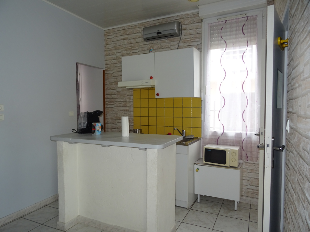 Charmant P2 de 35m² CENTRE VILLE Charmant P2 de 35m² CENTRE VILLE