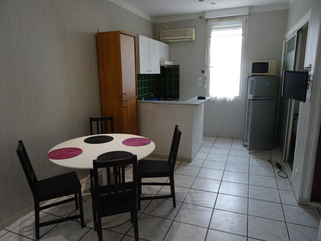 Grand Studio centre ville 32m² Grand Studio centre ville 32m²