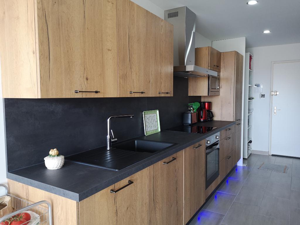 Magnifique Apt neuf et Meublé Boucanet Magnifique Apt neuf et Meublé Boucanet