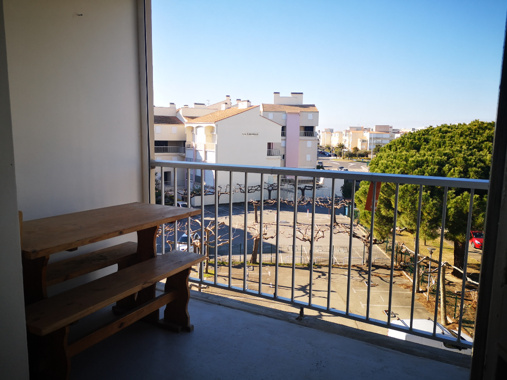 Appartement Le Grau Du Roi 2 pièce(s) 35 m2 Appartement Le Grau Du Roi 2 pièce(s) 35 m2