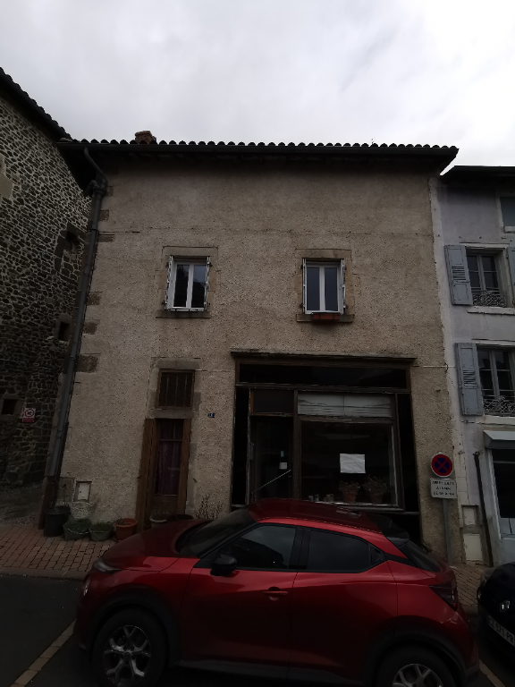 Maison Saint Paulien 6 pièce(s) 250 m2 Maison Saint Paulien 6 pièce(s) 250 m2