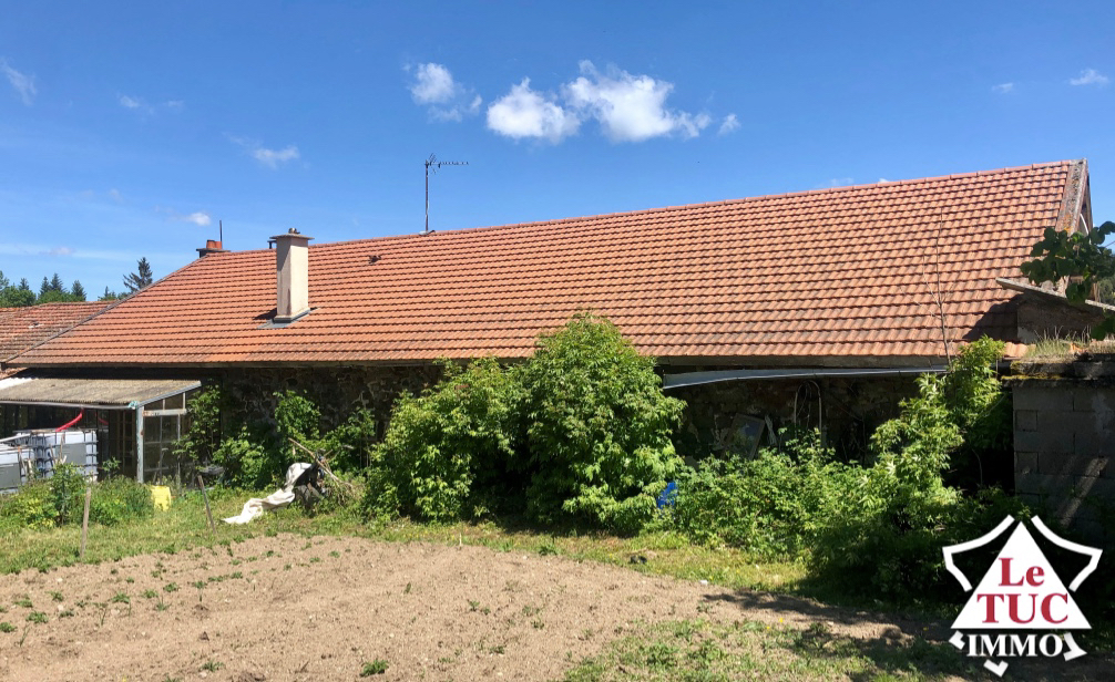 Ferme de pays avec grange et terrain Ferme de pays avec grange et terrain