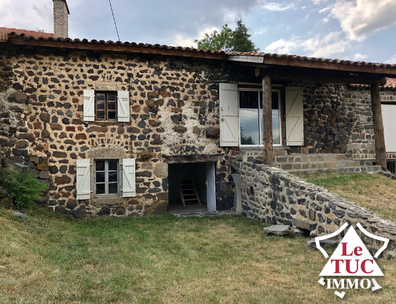 Maison de campagne en pierres Maison de campagne en pierres